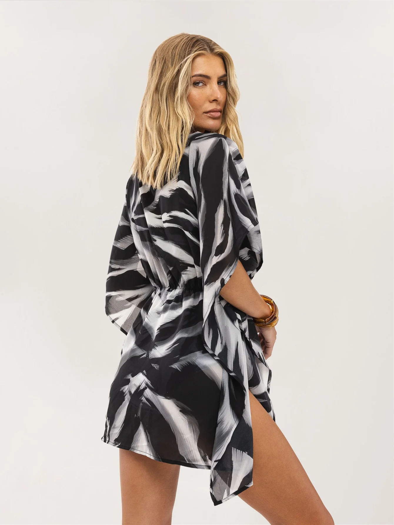 Palmetto Kaftan in Black and White Tiger - Image 2