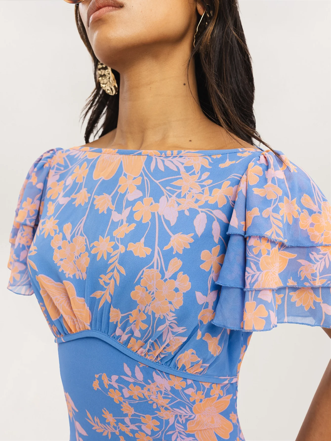 Giavara Dress in Peach on Blue Floral - Image 3