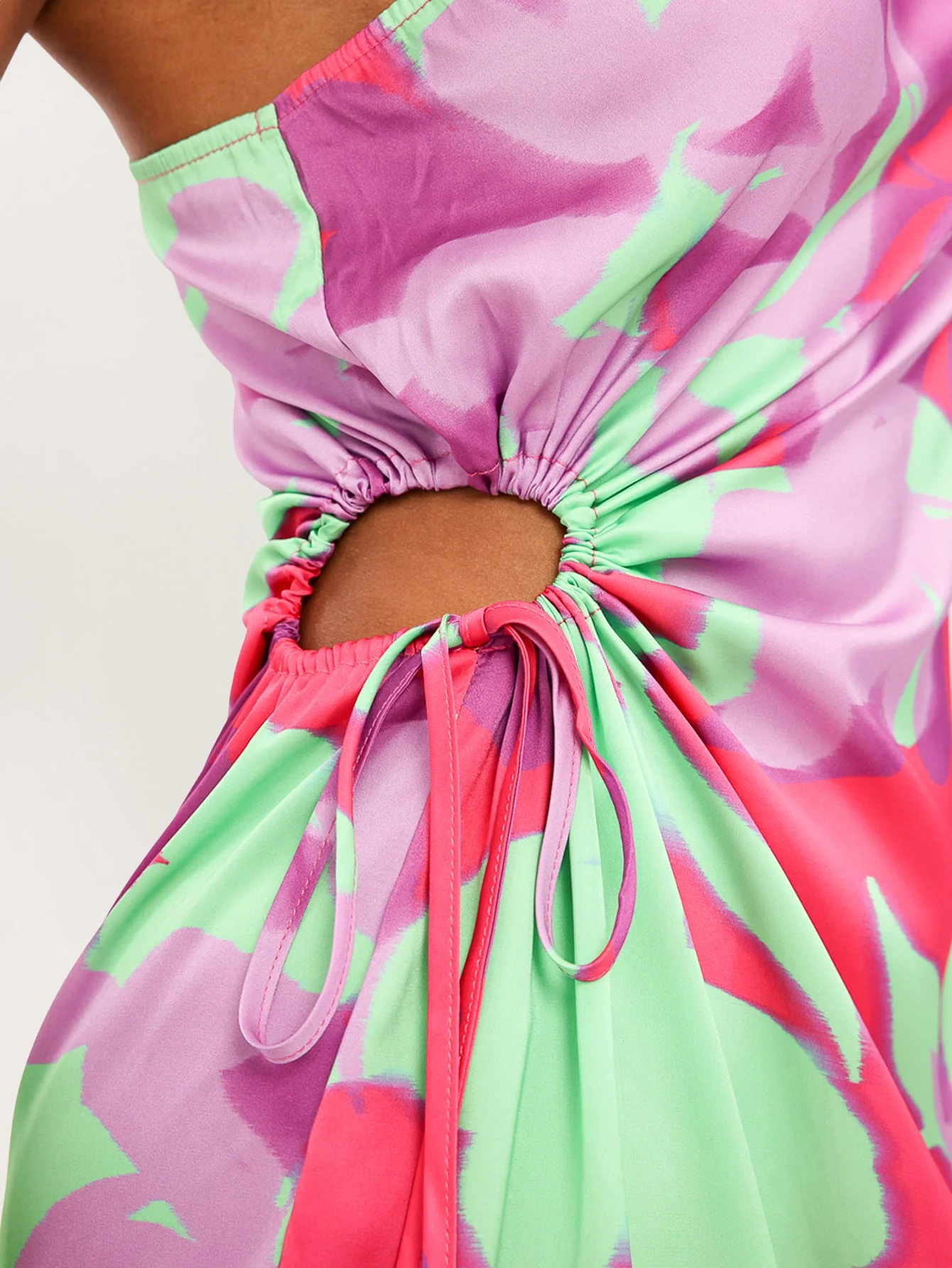 Mavessa Dress in Lilac & Mint Floral - Image 4